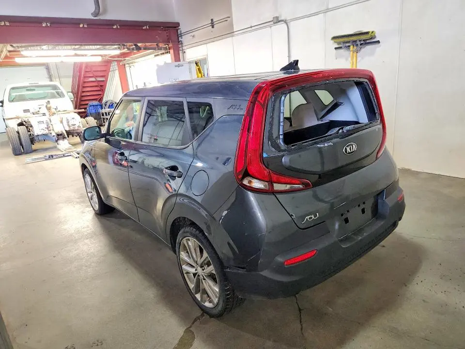 2020 KIA SOUL LX  