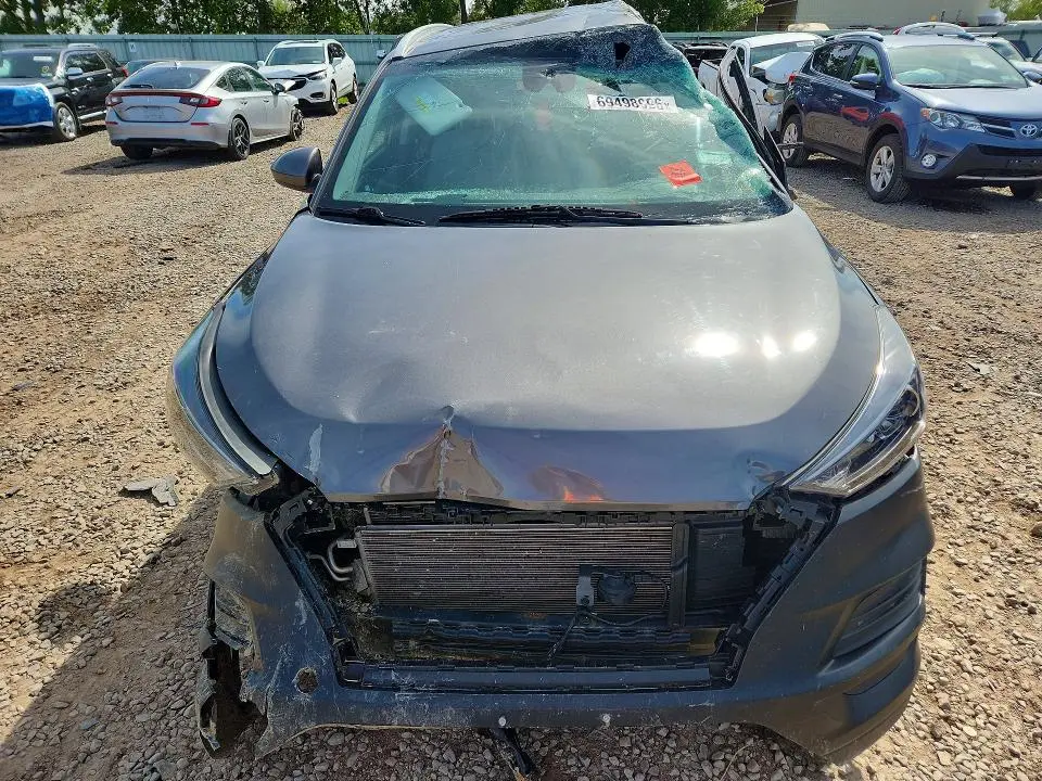 2020 HYUNDAI TUCSON SEL  