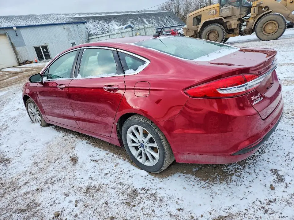 2017 FORD FUSION SE  