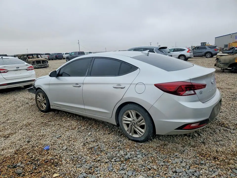 2019 HYUNDAI ELANTRA SEL  