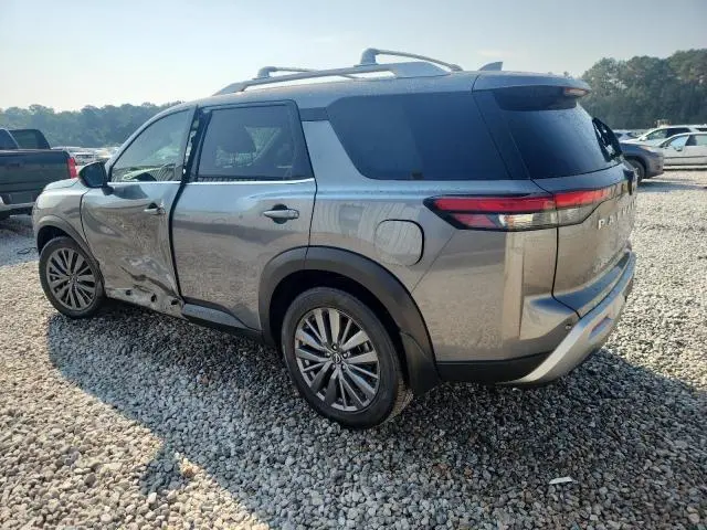 2022 NISSAN PATHFINDER SL  