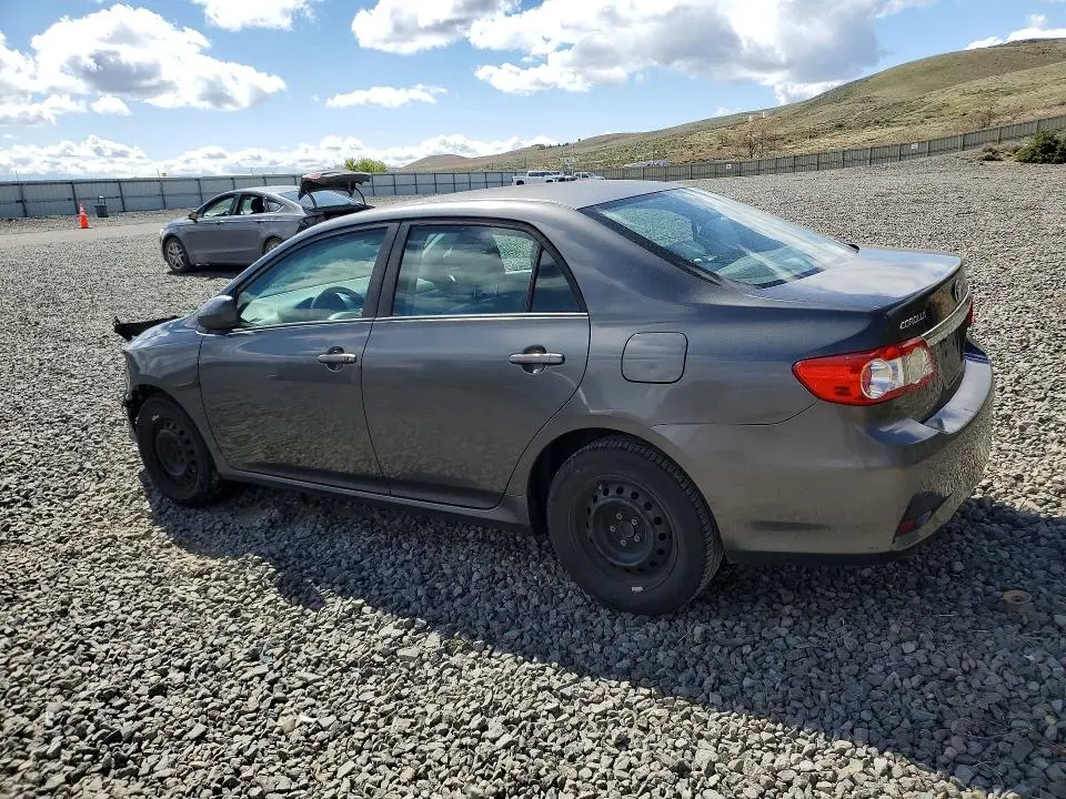 2011 TOYOTA COROLLA LE  