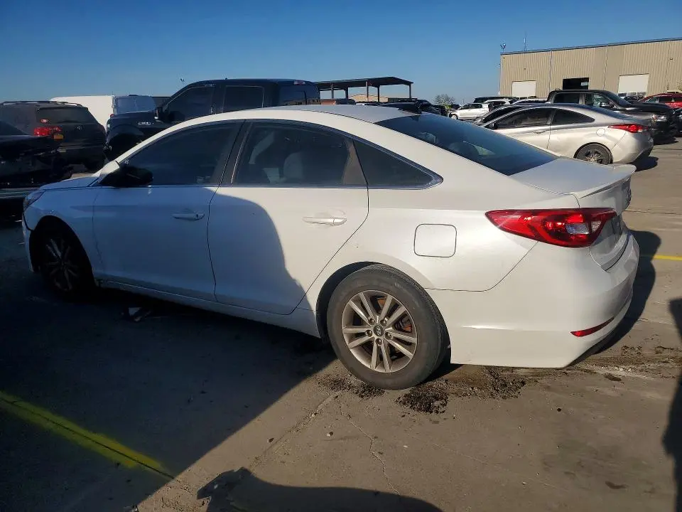 2016 HYUNDAI SONATA SE  