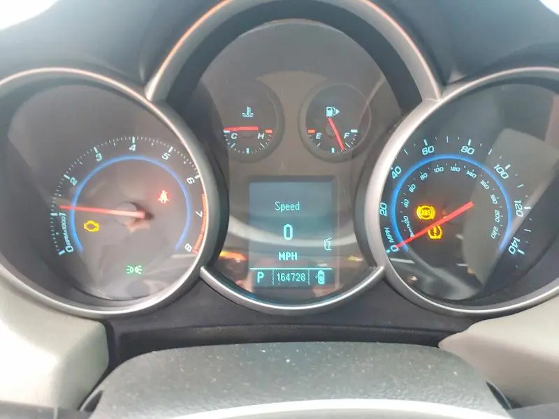 2011 CHEVROLET CRUZE LS  