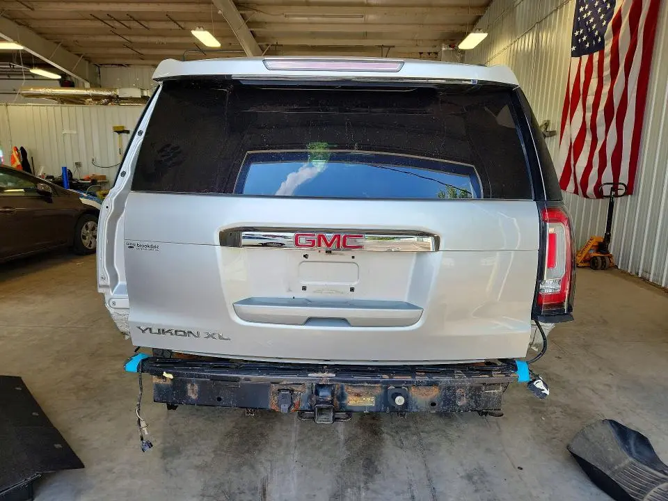 2016 GMC YUKON XL DENALI  