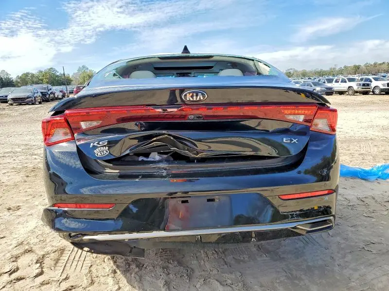 2021 KIA K5 EX  