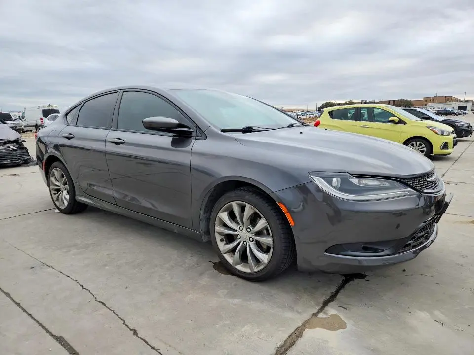 2015 CHRYSLER 200 S  