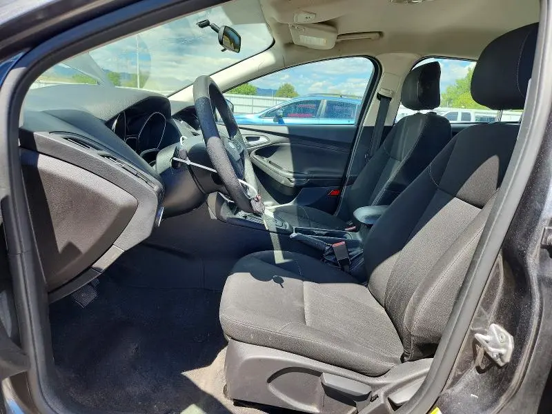 2018 FORD FOCUS SE  