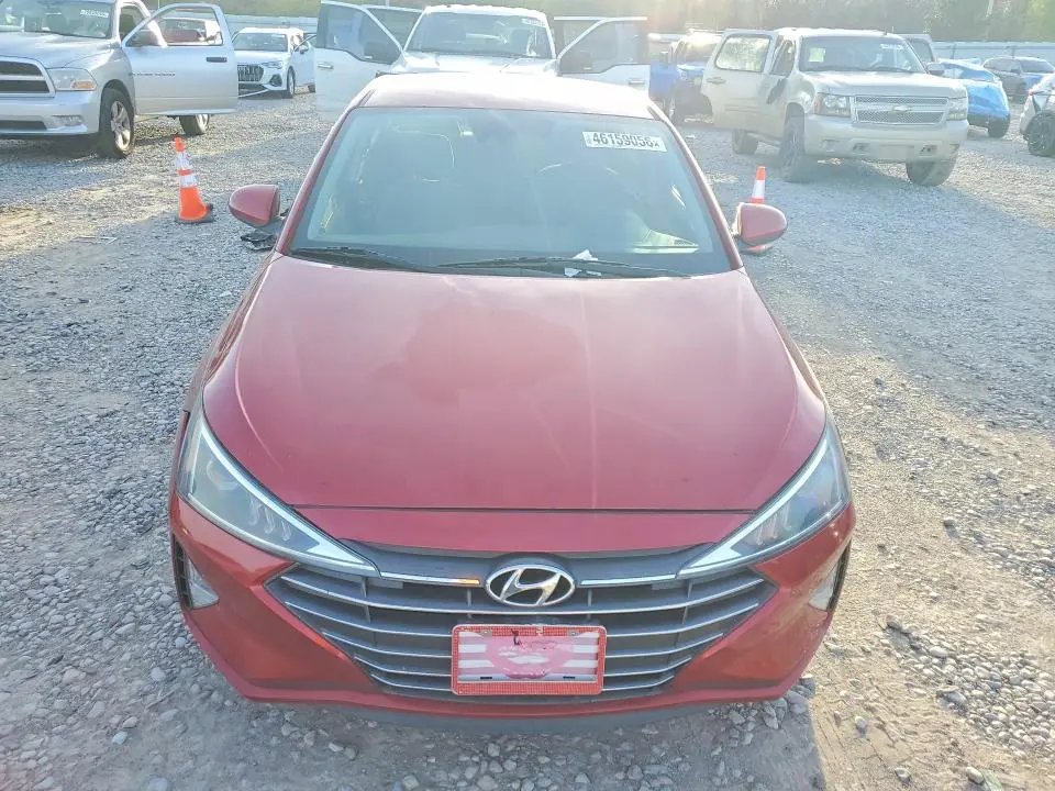 2019 HYUNDAI ELANTRA SEL  