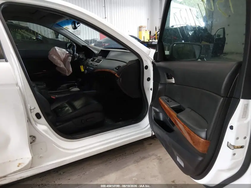 2011 HONDA ACCORD 2.4 EX-L