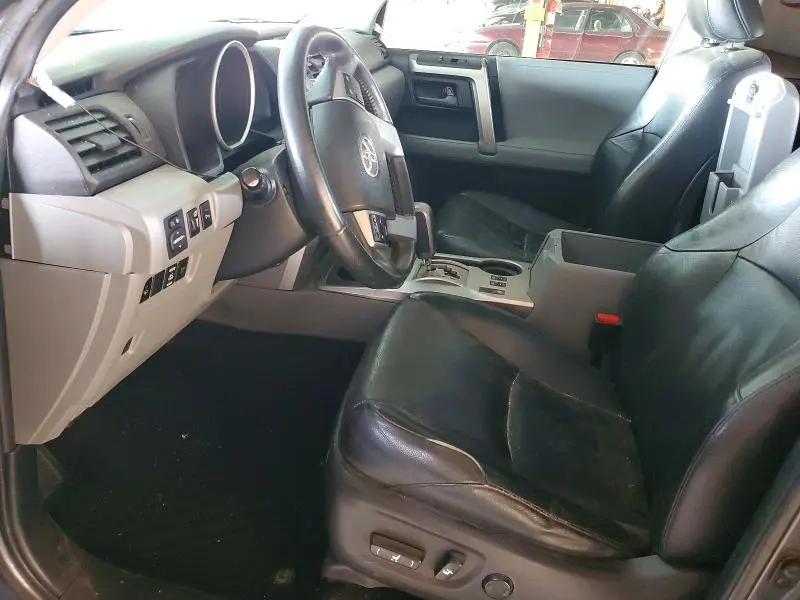 2013 TOYOTA 4RUNNER SR5  