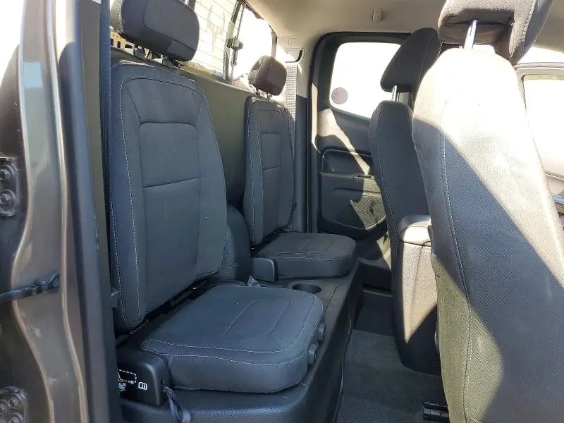2016 GMC CANYON SLE  