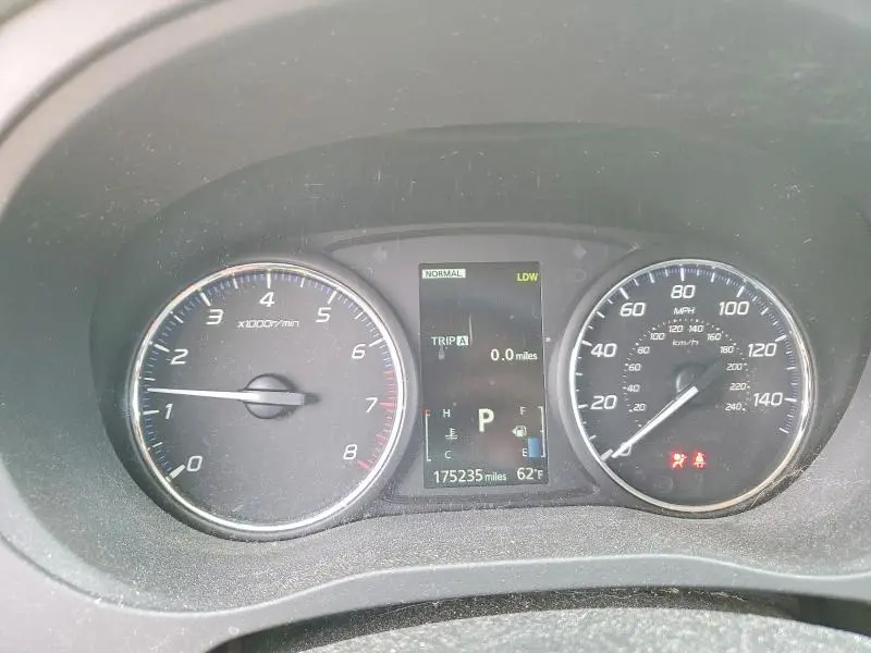 2016 MITSUBISHI OUTLANDER SE  