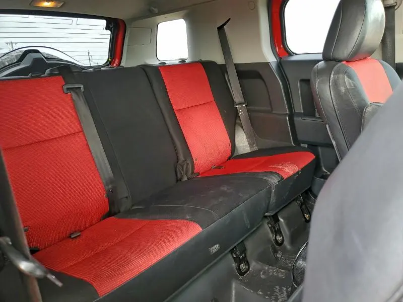 2012 TOYOTA FJ CRUISER   