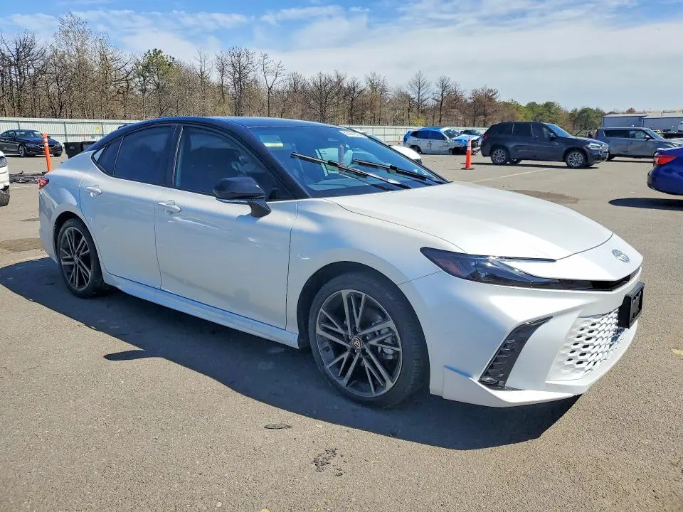 2025 TOYOTA CAMRY XSE  