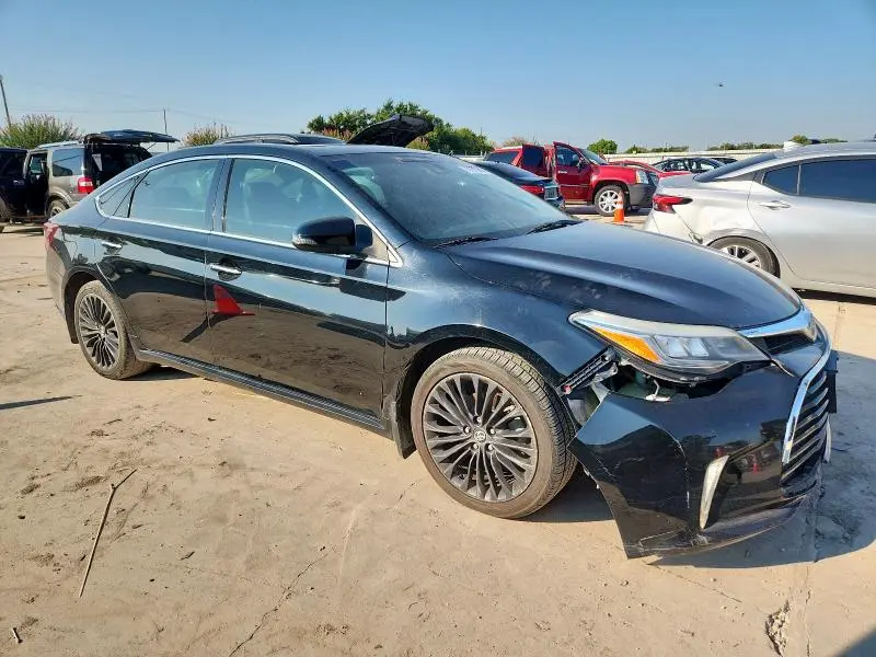 2017 TOYOTA AVALON XLE  