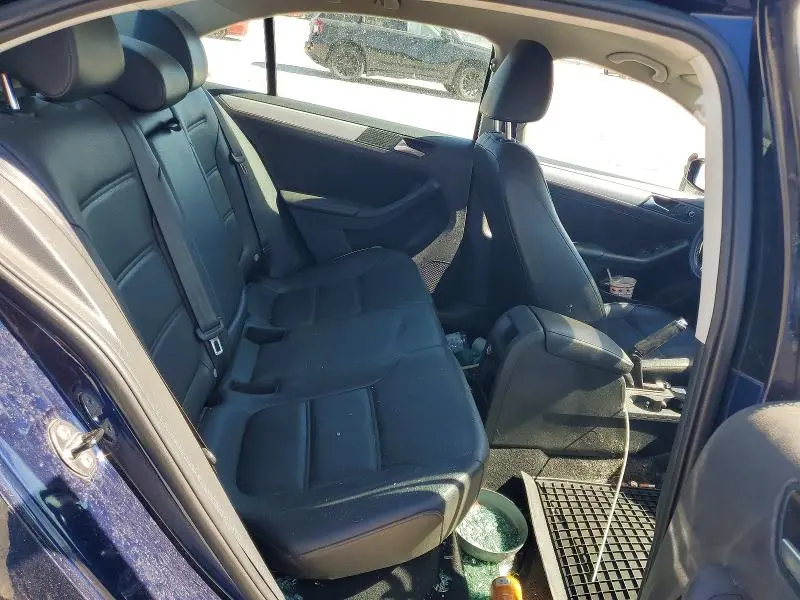 2014 VOLKSWAGEN JETTA SE  