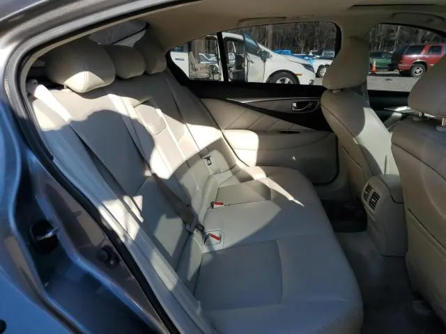 2017 INFINITI Q50 PREMIUM
