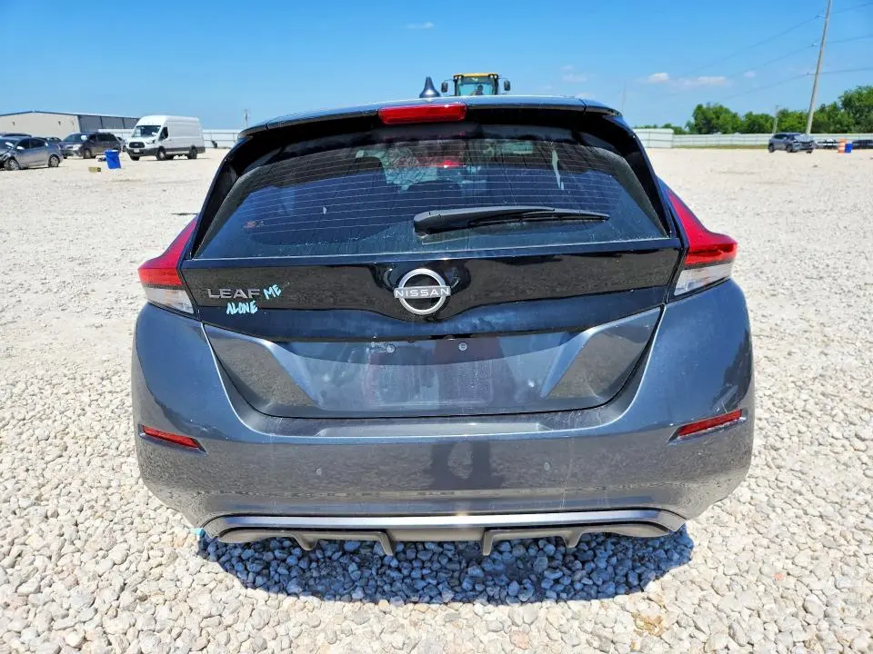 2023 NISSAN LEAF S  