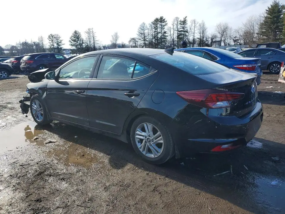 2020 HYUNDAI ELANTRA SEL  