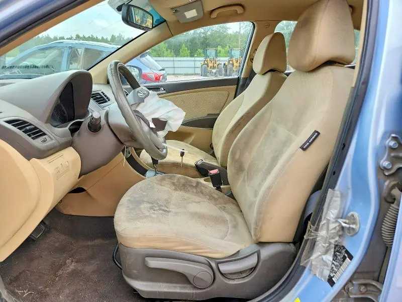 2012 HYUNDAI ACCENT GLS  