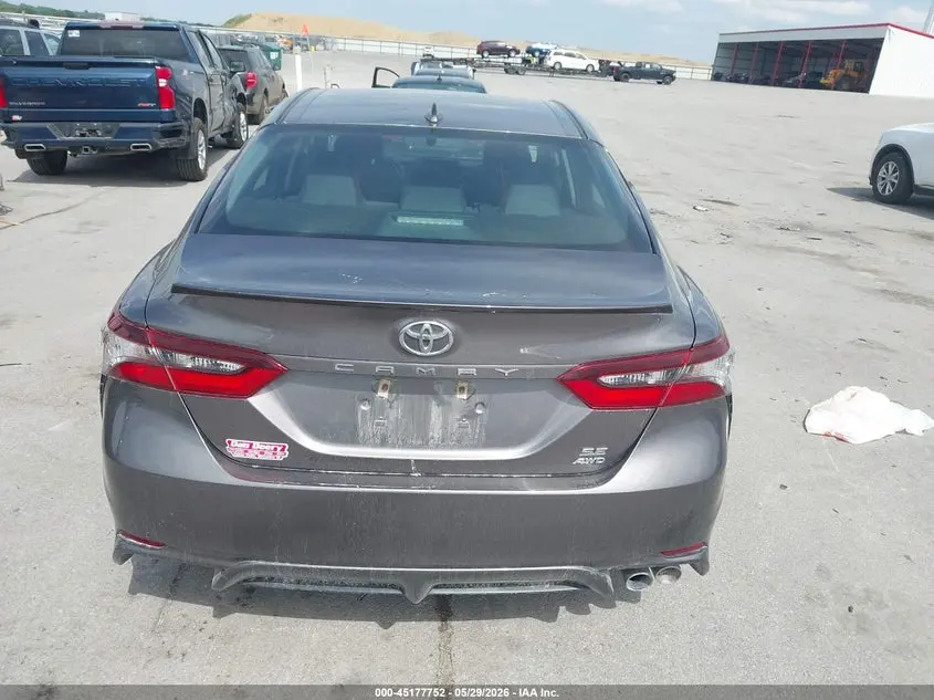 2021 TOYOTA CAMRY SE AWD