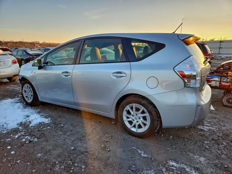 2012 TOYOTA PRIUS V   