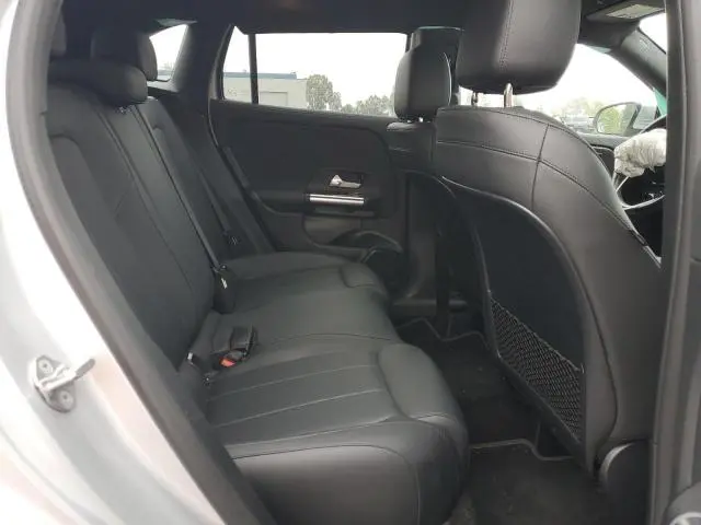 2021 MERCEDES-BENZ GLA 250  