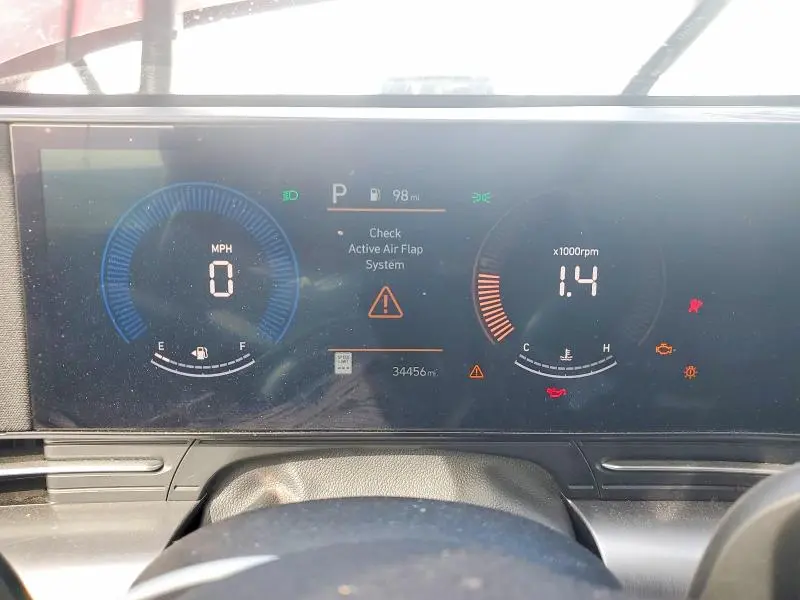 2024 HYUNDAI KONA SEL  