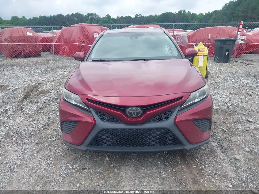 2018 TOYOTA CAMRY SE