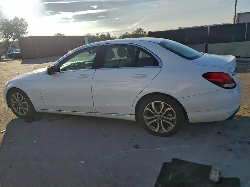 2017 MERCEDES-BENZ C 300  