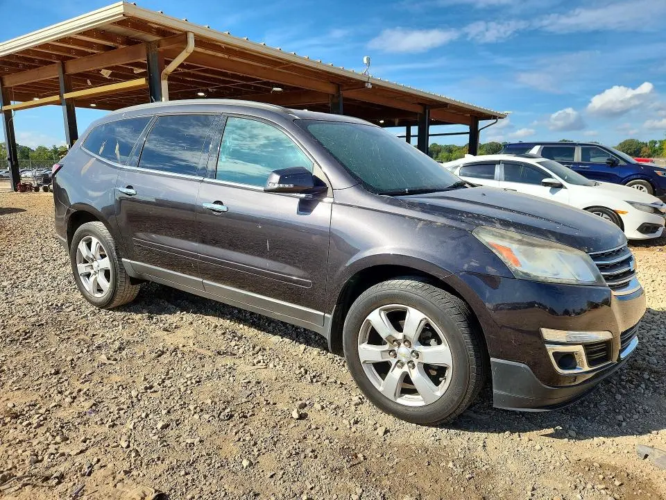 2016 CHEVROLET TRAVERSE LT  