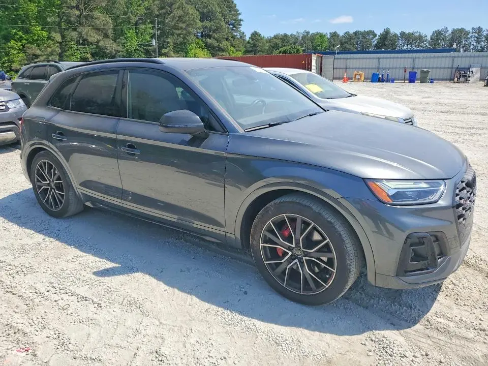 2024 AUDI SQ5 PREMIUM PLUS  