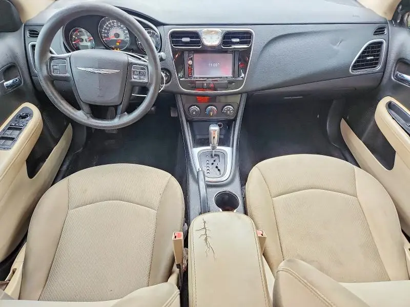 2014 CHRYSLER 200 LX  