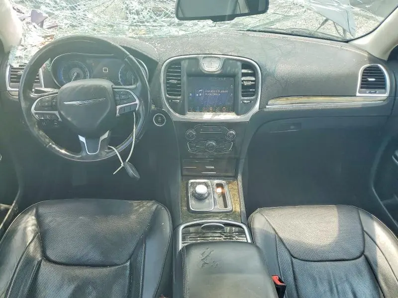 2016 CHRYSLER 300C   