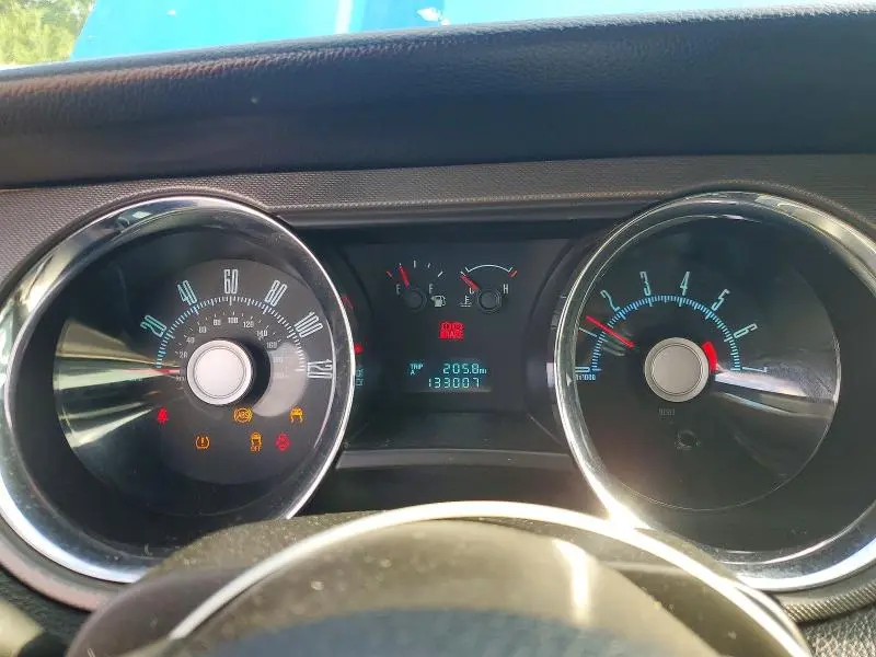 2010 FORD MUSTANG   