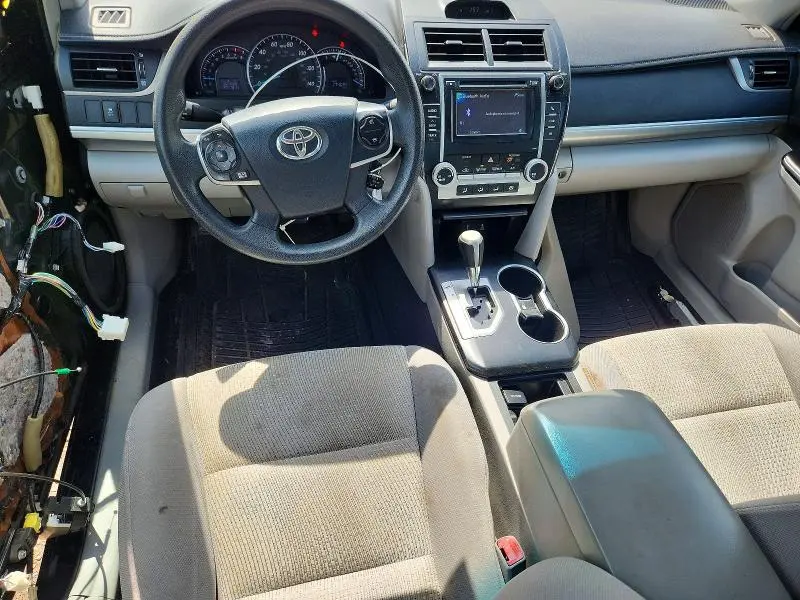 2013 TOYOTA CAMRY LE  