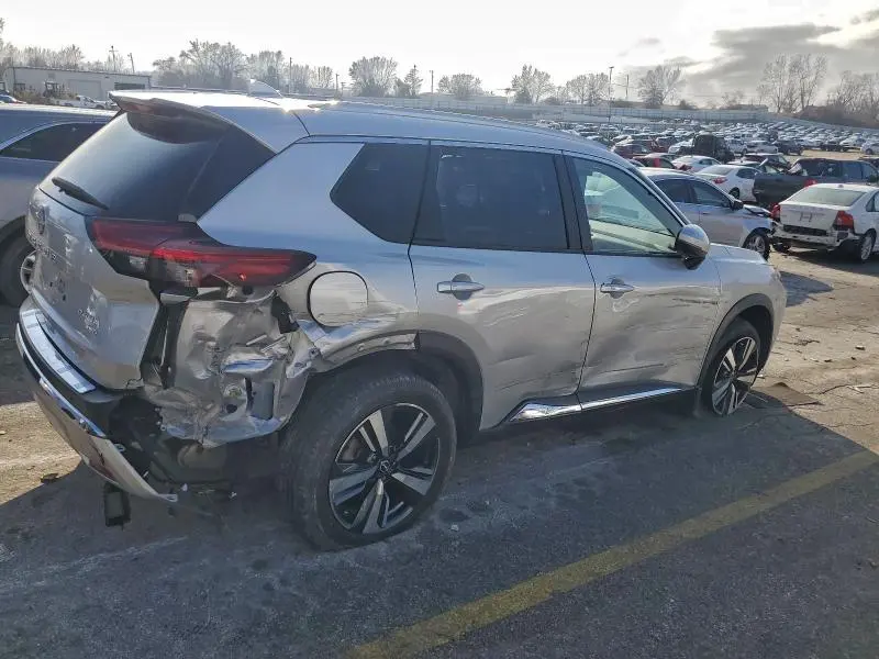 2022 NISSAN ROGUE PLATINUM  