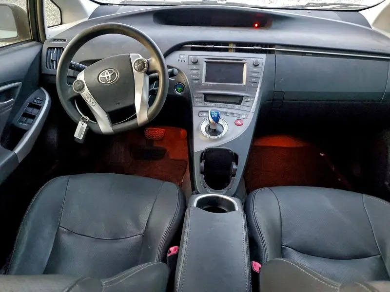 2013 TOYOTA PRIUS   