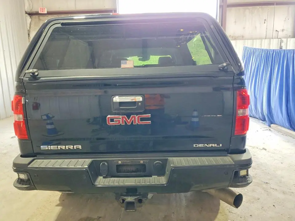 2015 GMC SIERRA K2500 DENALI  