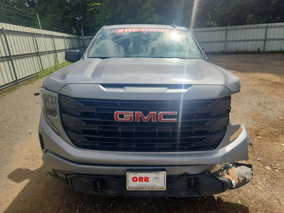 2024 GMC SIERRA SLT  