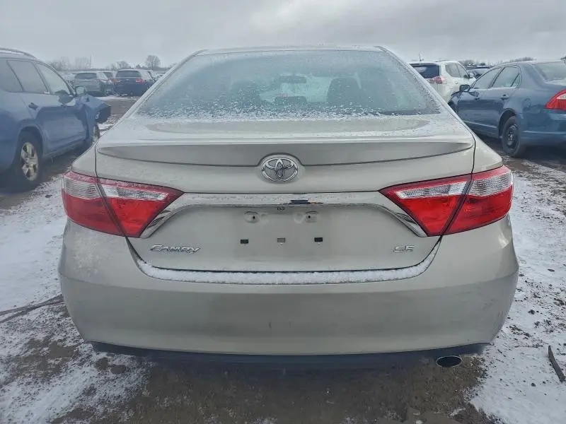 2015 TOYOTA CAMRY LE  