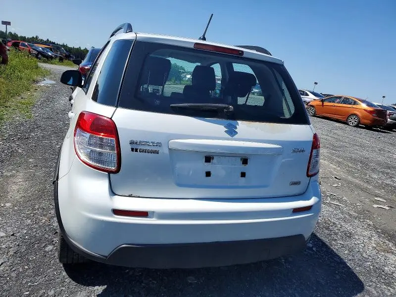 2010 SUZUKI SX4 JX  