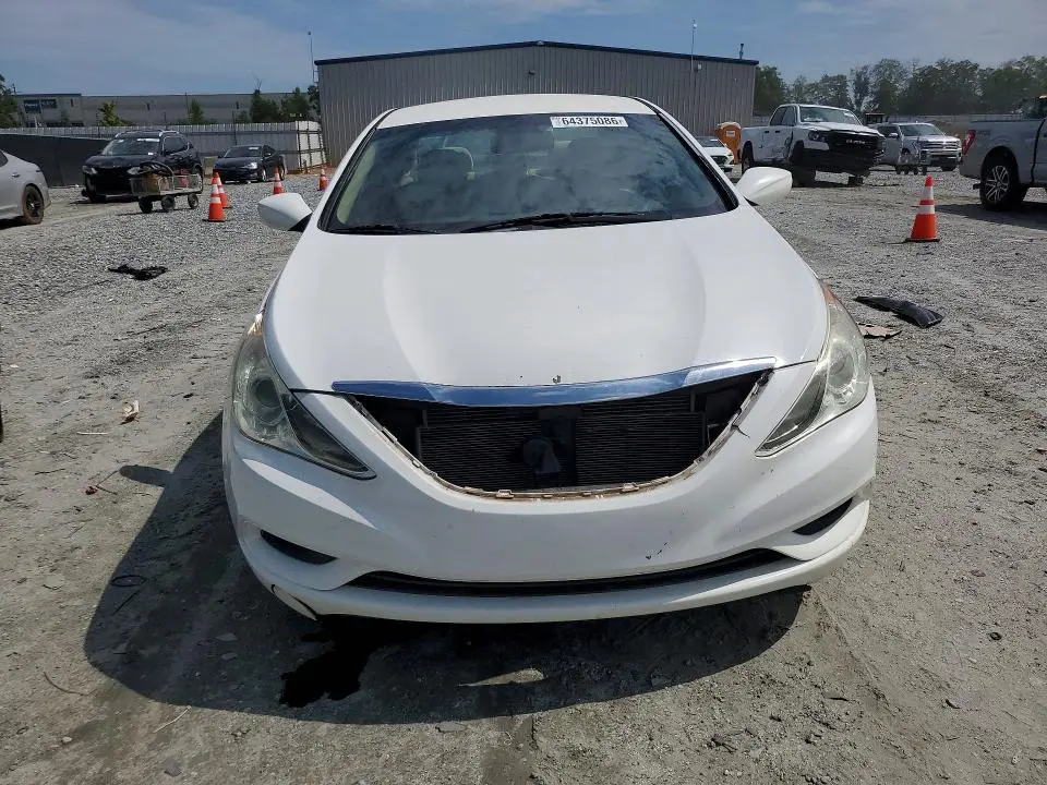 2012 HYUNDAI SONATA GLS  