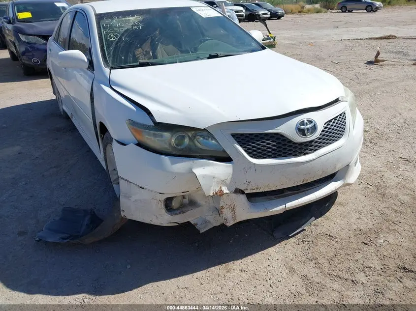 2010 TOYOTA CAMRY SE
