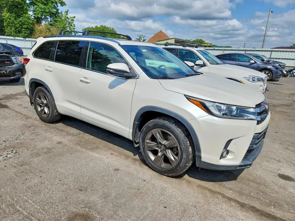 2018 TOYOTA HIGHLANDER LIMITED PLATINUM  