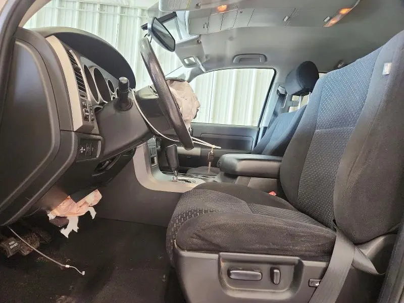 2011 TOYOTA TUNDRA DOUBLE CAB SR5  
