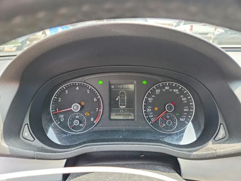 2012 VOLKSWAGEN PASSAT SE  