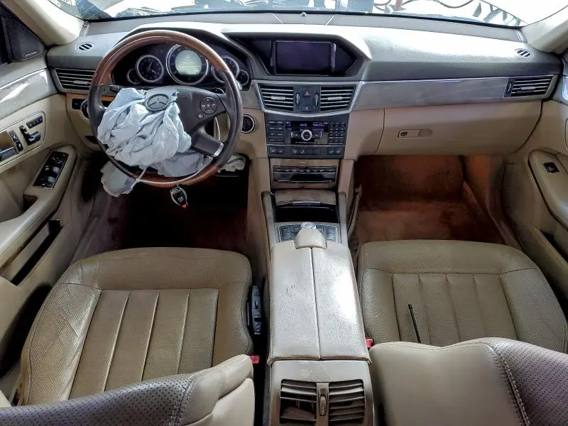 2010 MERCEDES-BENZ E 550  