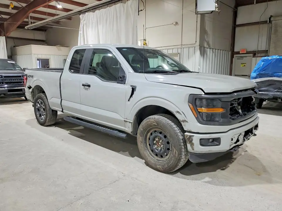 2024 FORD F150 STX  